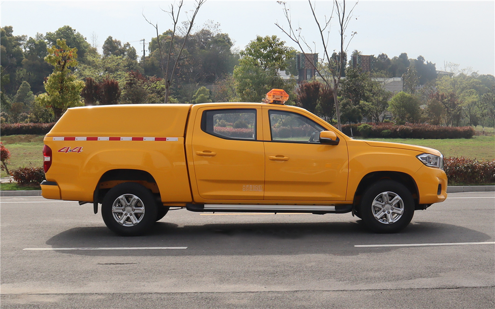 大通皮卡救险车 (4)