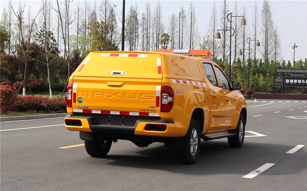 大通皮卡救险车 (5)