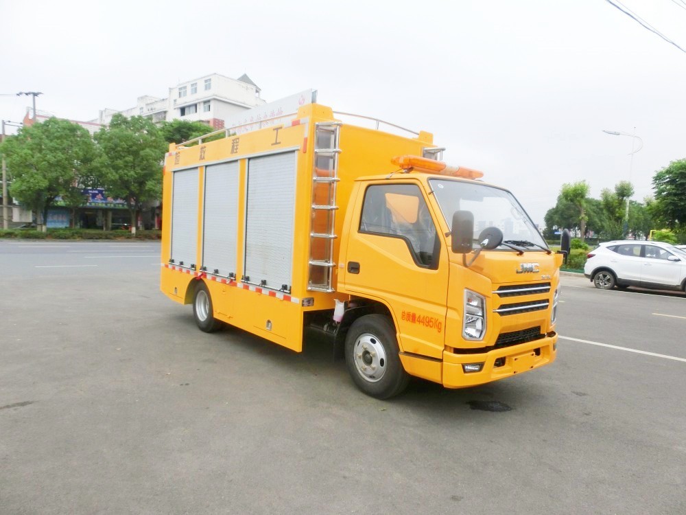 江铃顺达救险车